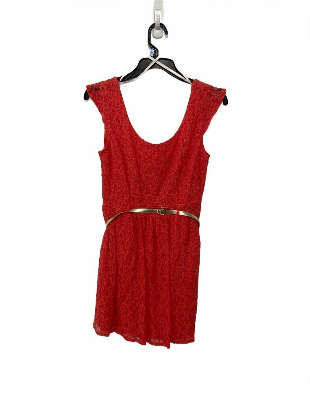 Junior’s coral dress - city triangles - size 9